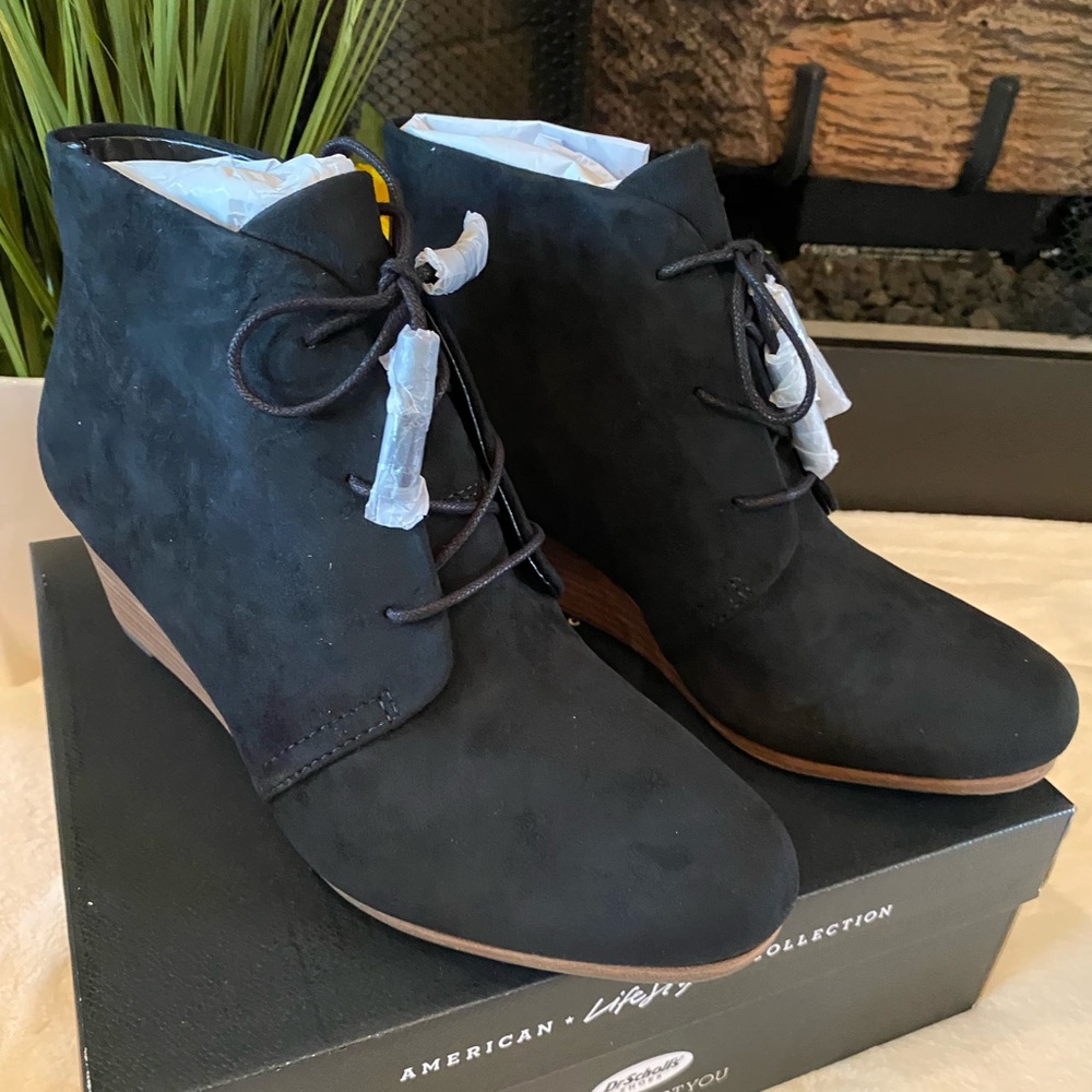 ✨NEW✨Dr.Scholls Dakota Wedge Bootie